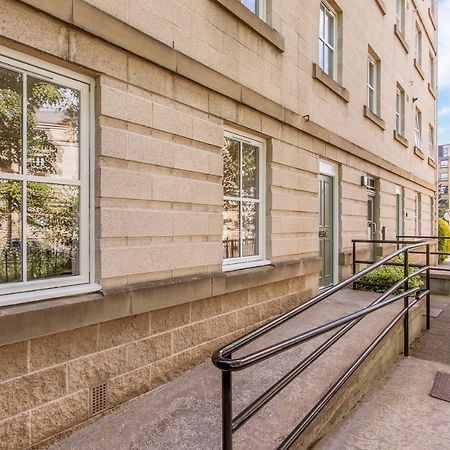Modern City Centre 2 Bedroom 2 Bathroom Apartments, Main Door Ground With Private Parking Edinburgh Exterior foto